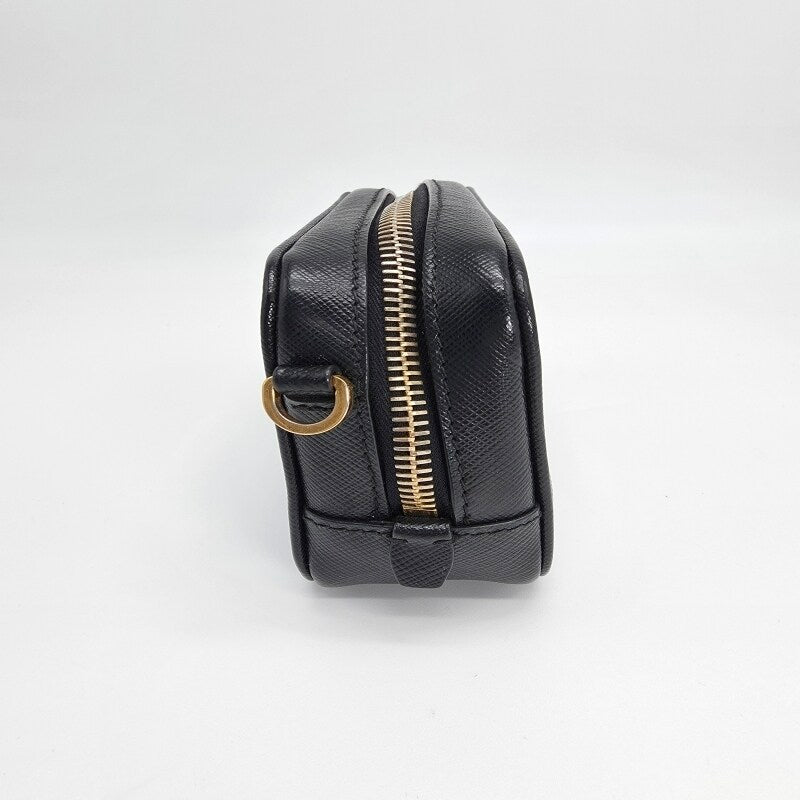 PRADA — Saffiano Leather Mini Camera Bag Pre-owned (Black / Leather)
